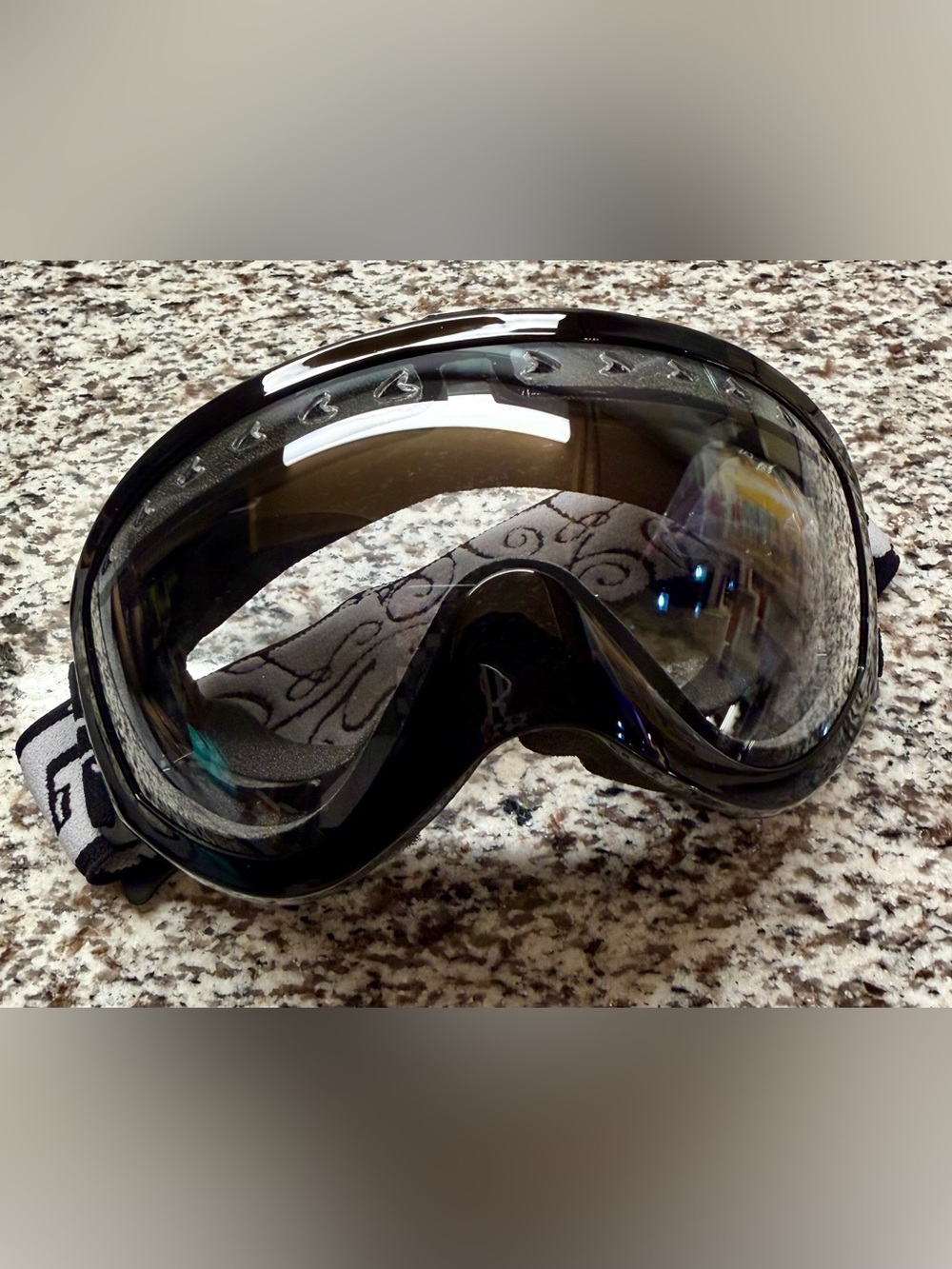Gordini Ski Snowboard Goggles Black Frame White Swirl Strap Vintage / Y2K Style